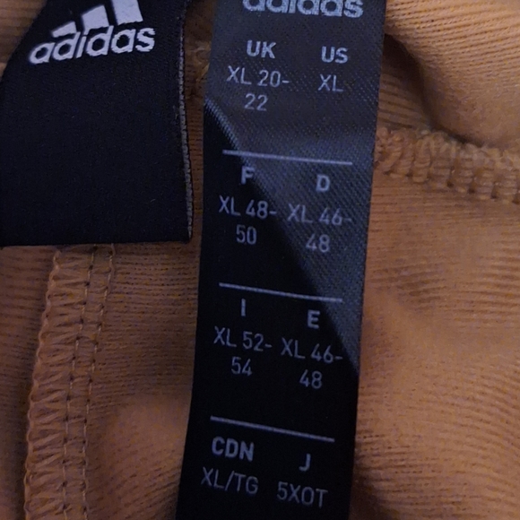 Adidas track pants - Picture 2 of 2